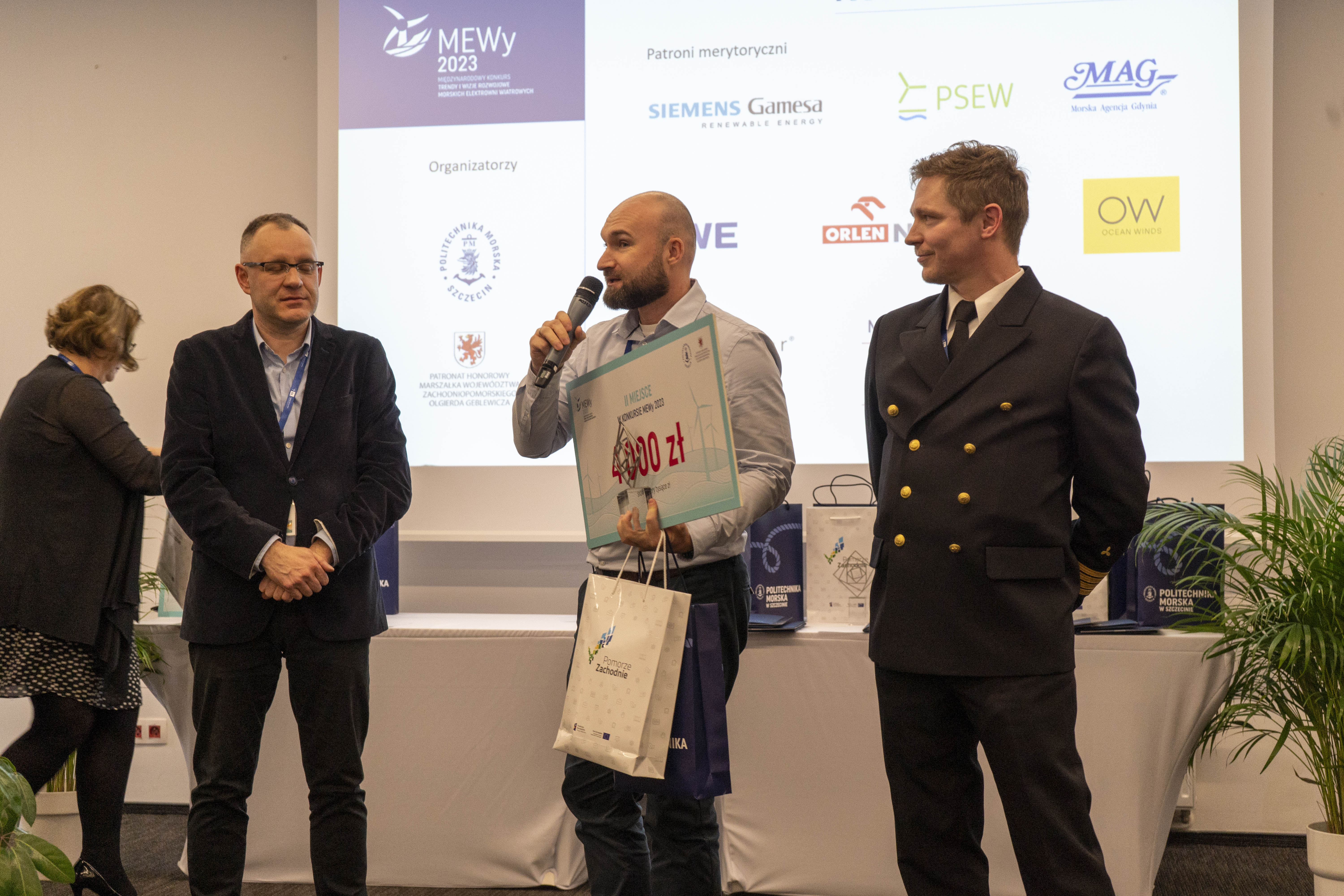 Laureaci konkursu MEWy Laureaci konkursu MEWy