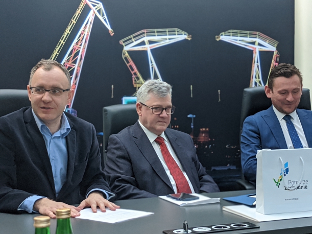 Członkowie Regionalnej Komisji Konkursowej Zielonego Feniksa 