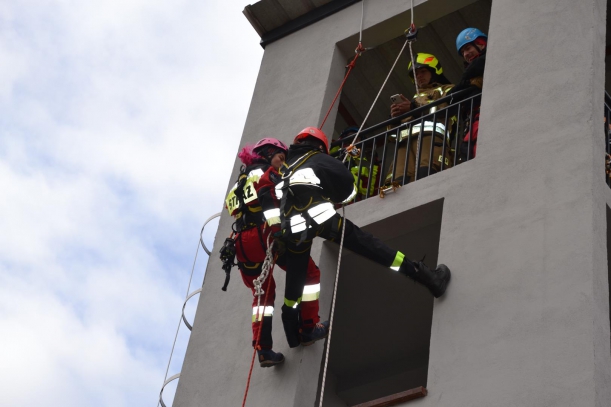 Zajęcia wysokościowe Młodzieżowych Drużyn Pozarniczych