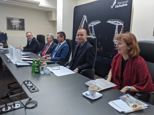 Członkowie Regionalnej Komisji Konkursowej Zielonego Feniksa 