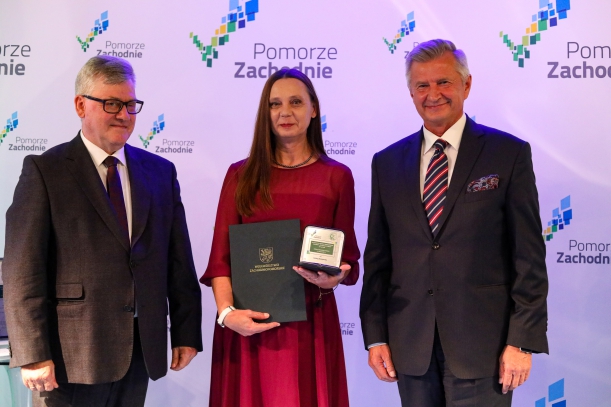 Pani Julia Pilecka Wójt Gminy Kobylanka Pani Julia Pilecka Wójt Gminy Kobylanka