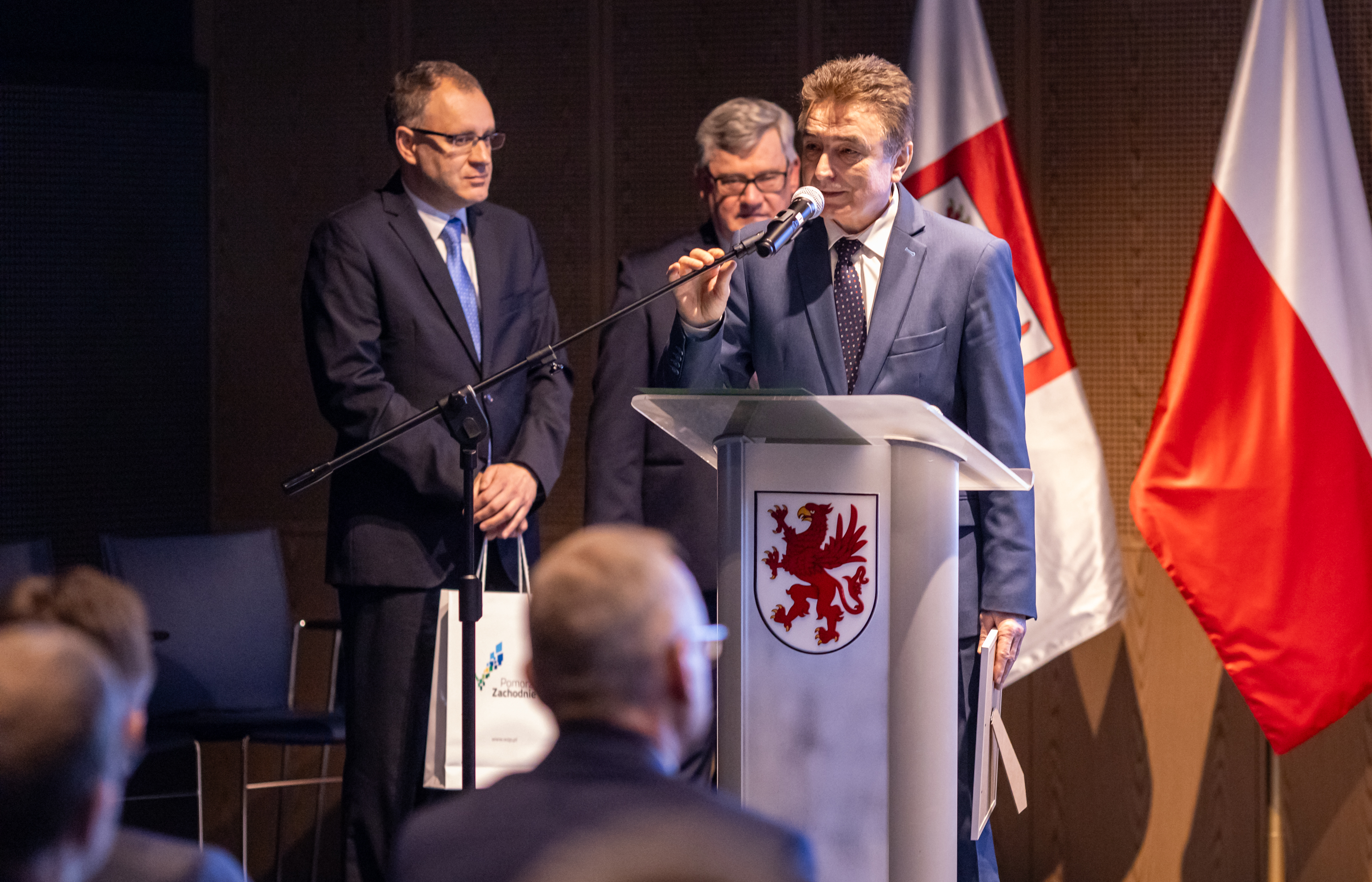 Pan Grzegorz Lipski Burmistrz Polanowa Pan Grzegorz Lipski Burmistrz Polanowa