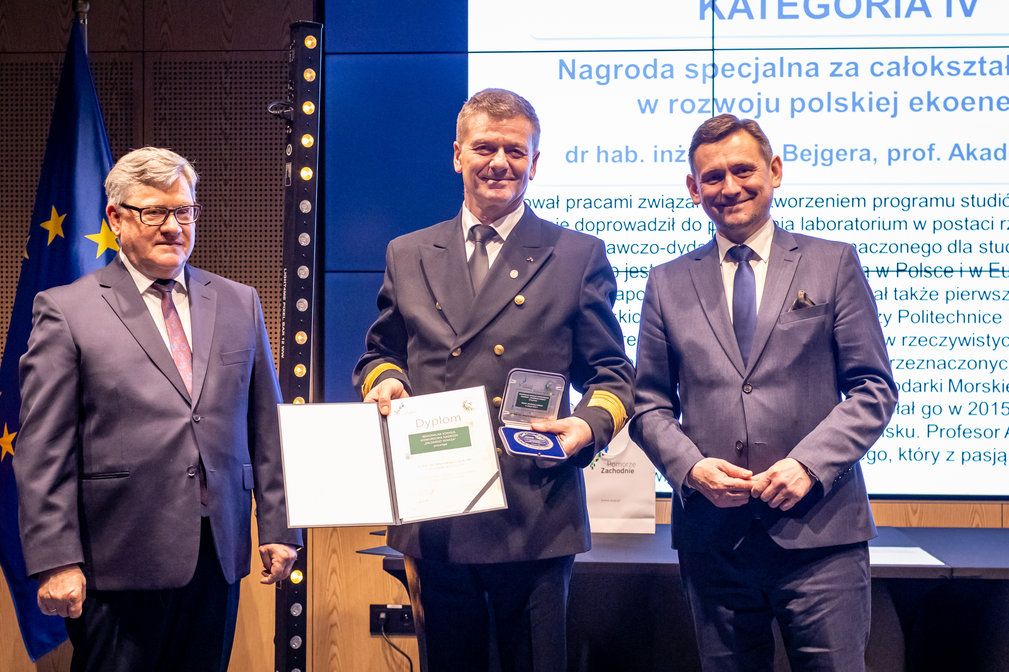 dr hab. inż. Artur Bejger, prof. PM dr hab. inż. Artur Bejger, prof. PM